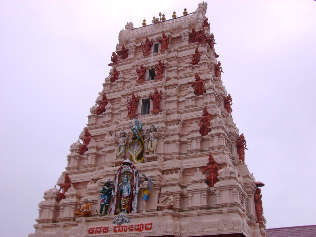 দ্বৈত বেদান্ত: মধ্বাচার্যের দ্বৈতবাদ দর্শন