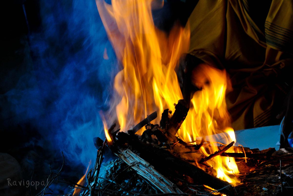 পবমান মন্ত্র (অসতো মা সদ্গময়): তিনটি মহান প্রার্থনা