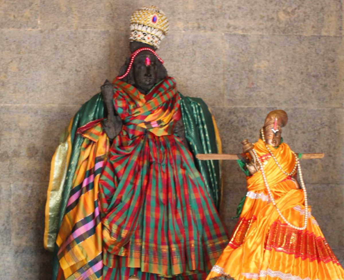 তিরুপ্পাবৈ: আণ্ডালের দিব্য প্রেমের ত্রিশটি গান